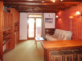 Studio Spacieux 4 Pers, 2 Balcons Sud, Accès Direct aux Pistes, Parking, Proche Centre Station - FR-1-322-190